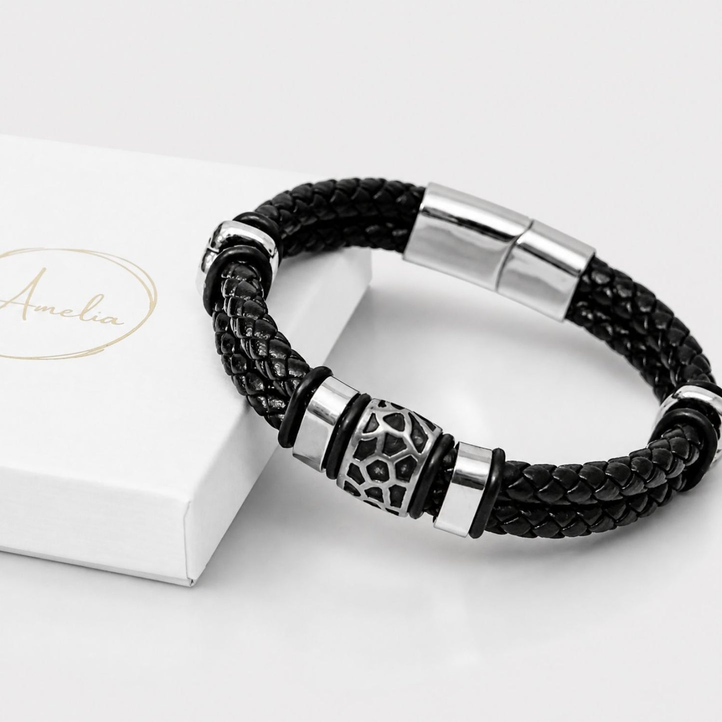 Aan mijn Zoon - Gevlochten zwarte armband met bedels - Het meest trotse moment