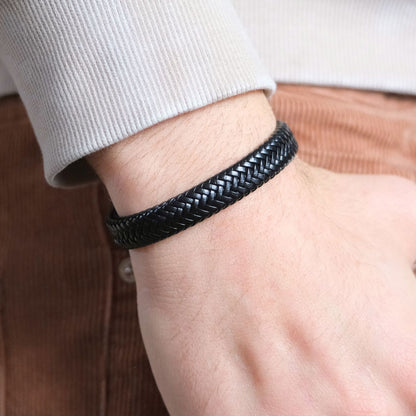 Aan mijn  zoon - Zwarte Gevlochten Armband