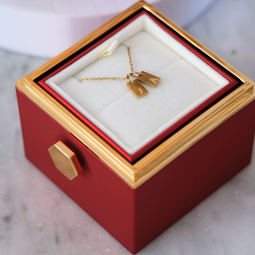 Initiaal ketting & Echte Roos