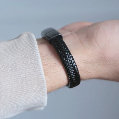 Aan mijn  zoon - Zwarte Gevlochten Armband